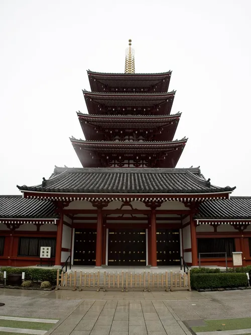 シラン・ニール at 浅草寺 五重塔