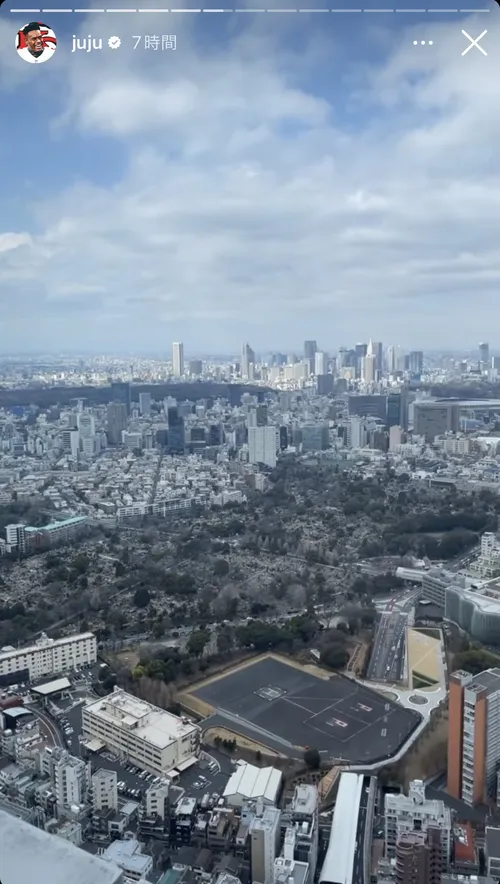 ジュジュ・スミスシュスター at 東京
