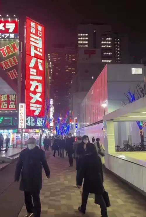 ジョン・ウォルフォード at 新宿西口ヨドバシカメラ北館