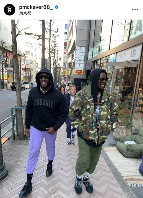 デイビッド・ヌジョク at ACME Furniture 渋谷店前