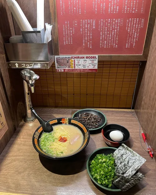 ジェイリン・ホーキンス at 一蘭