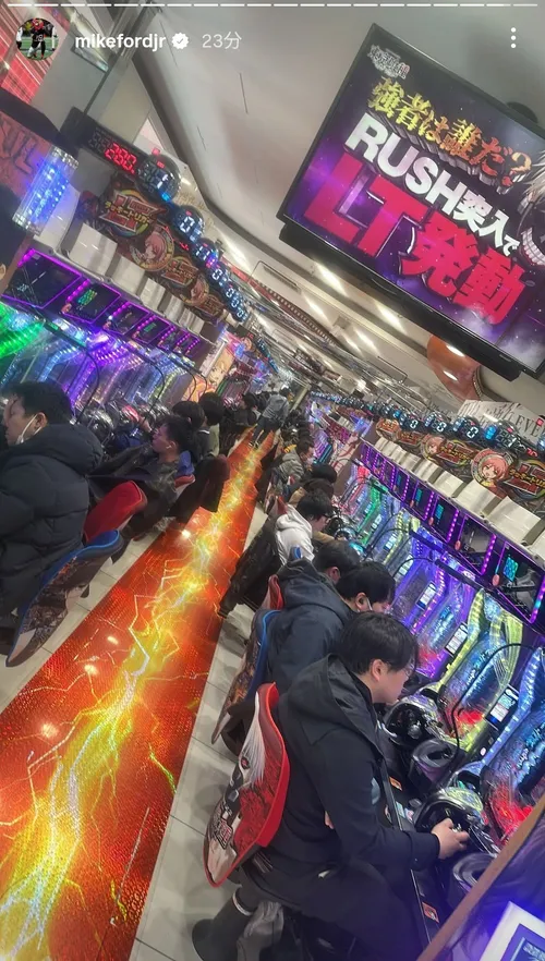 マイク・フォードJr at (情報募集中)