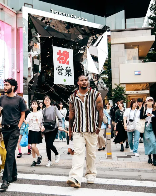 マイカ・パーソンズ at 東急プラザ 表参道